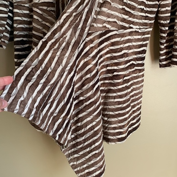 Frank Lyman Animal Print cardigan textured burnout stripes asymmetrical holiday - Picture 2 of 7